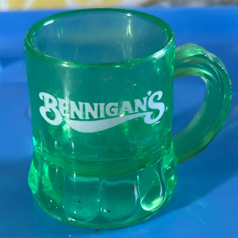Bennigan's Plastic Shot Glass Green Miniature Mug Vintage Irish Restaurant